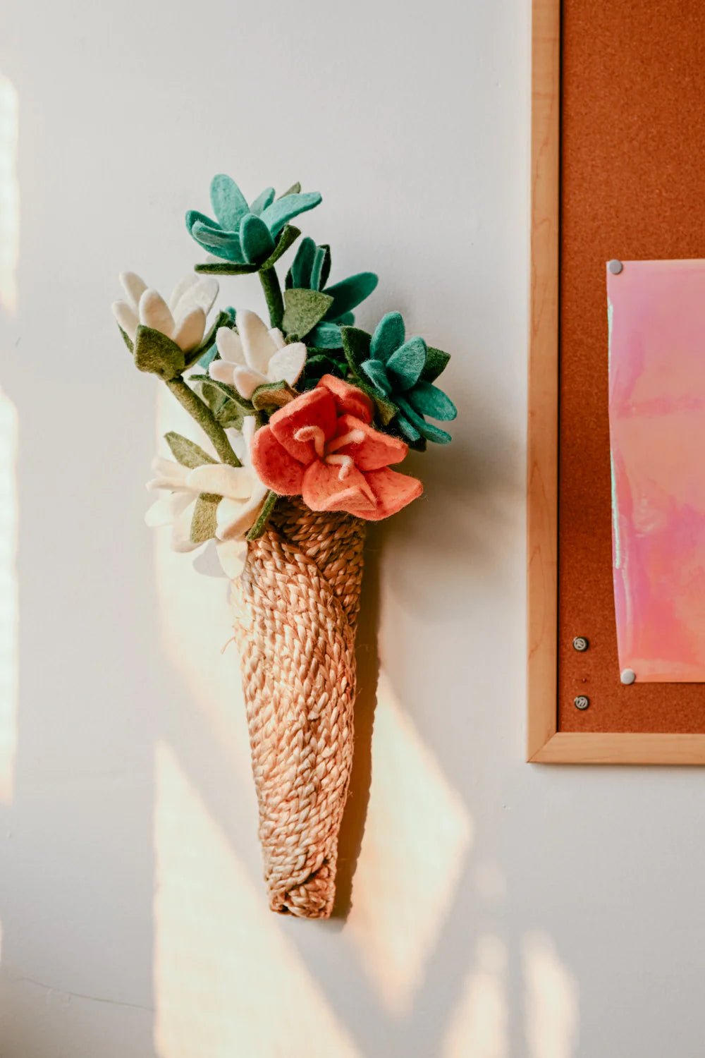 Wall Cone Vase Hanger