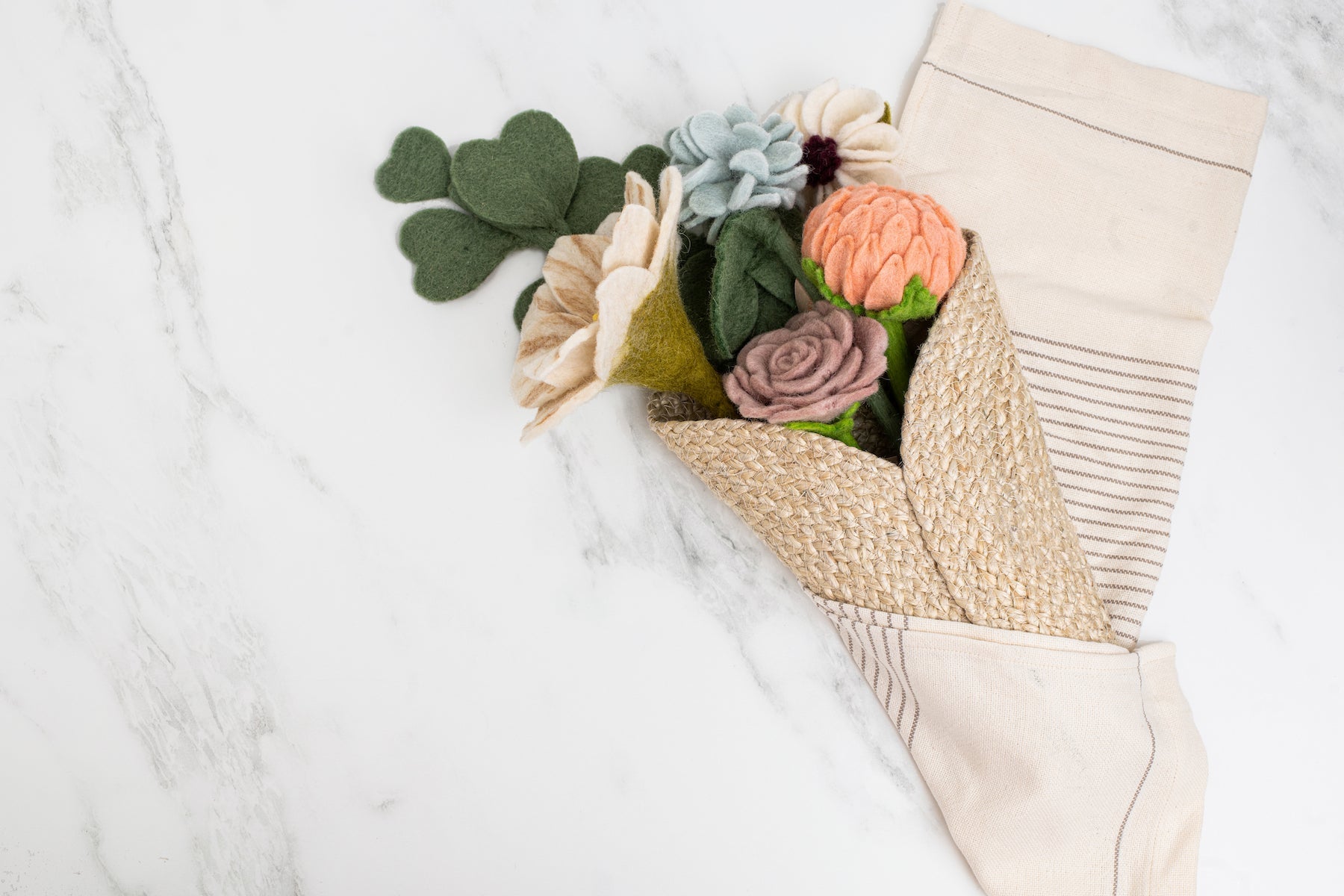 Wall Cone Vase Hanger