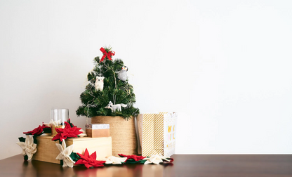 Poinsettia Garland