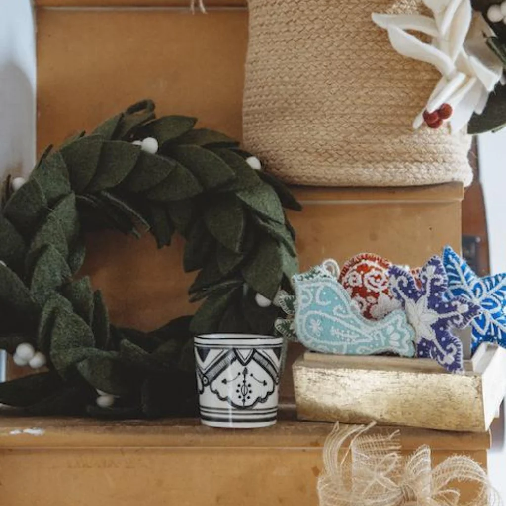 Felt Mistletoe Wreath