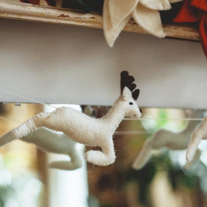 Santa and Reindeer Garland