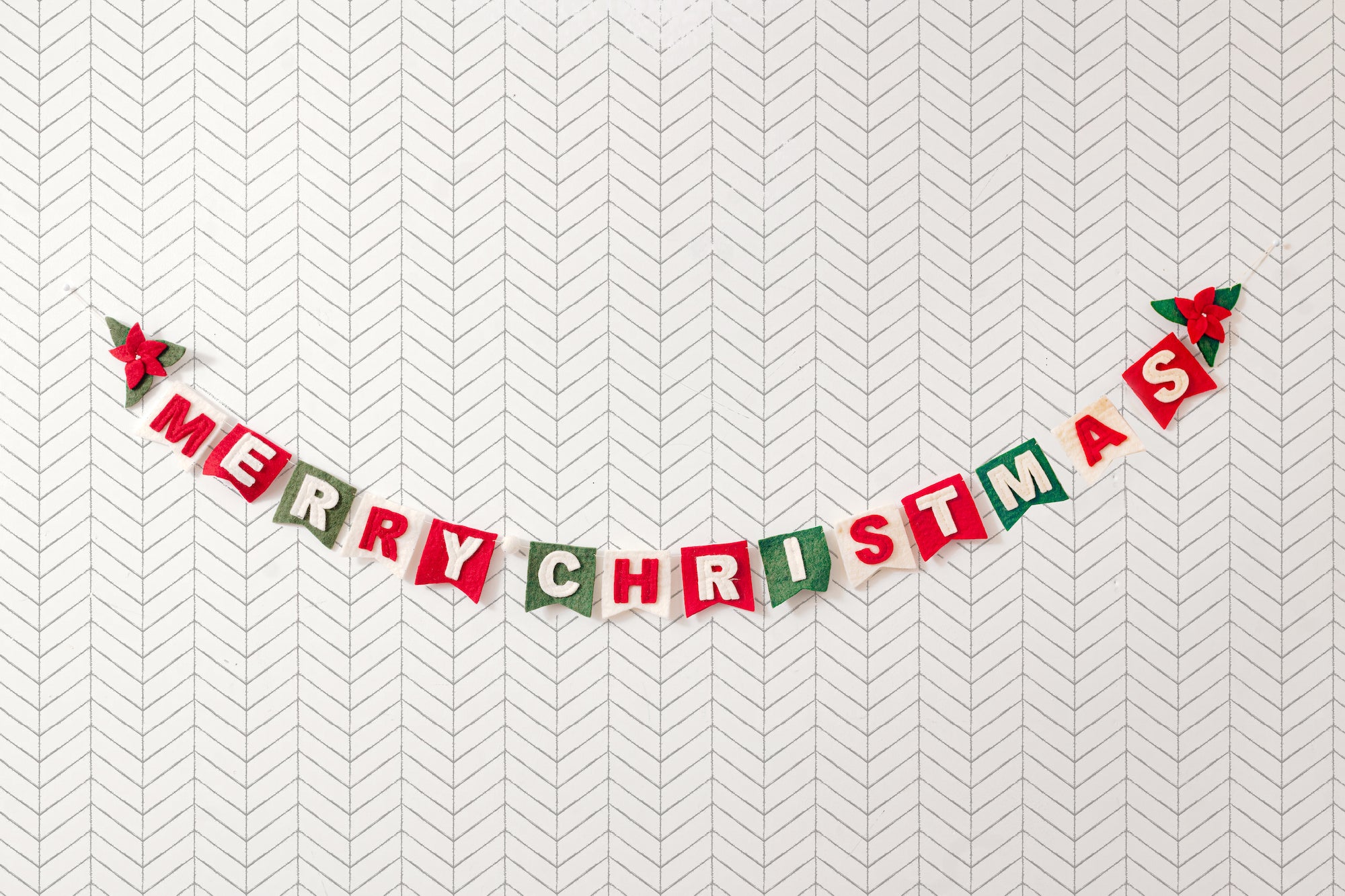 Merry Christmas Garland
